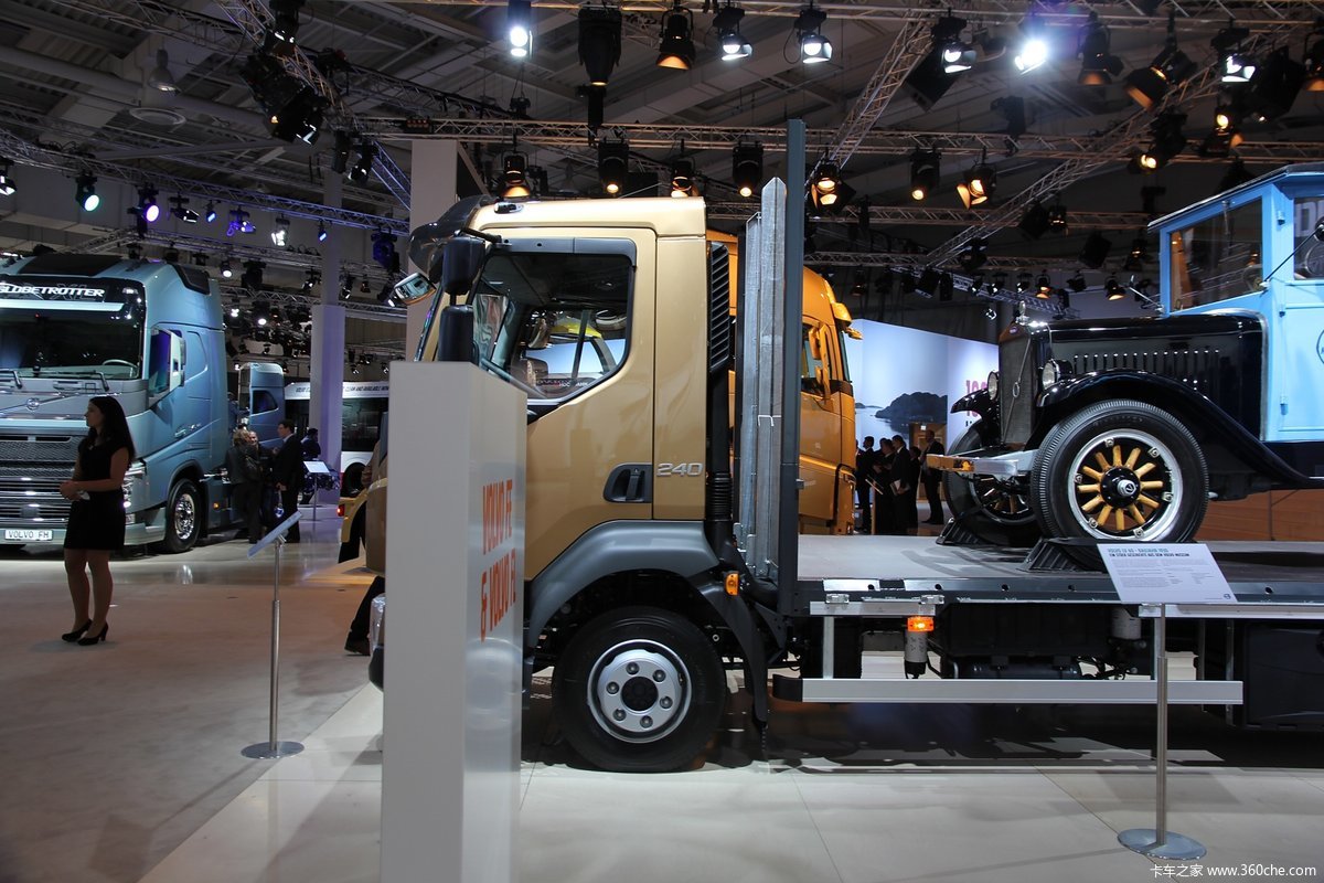 汉诺威车展沃尔沃fl车辆运输车