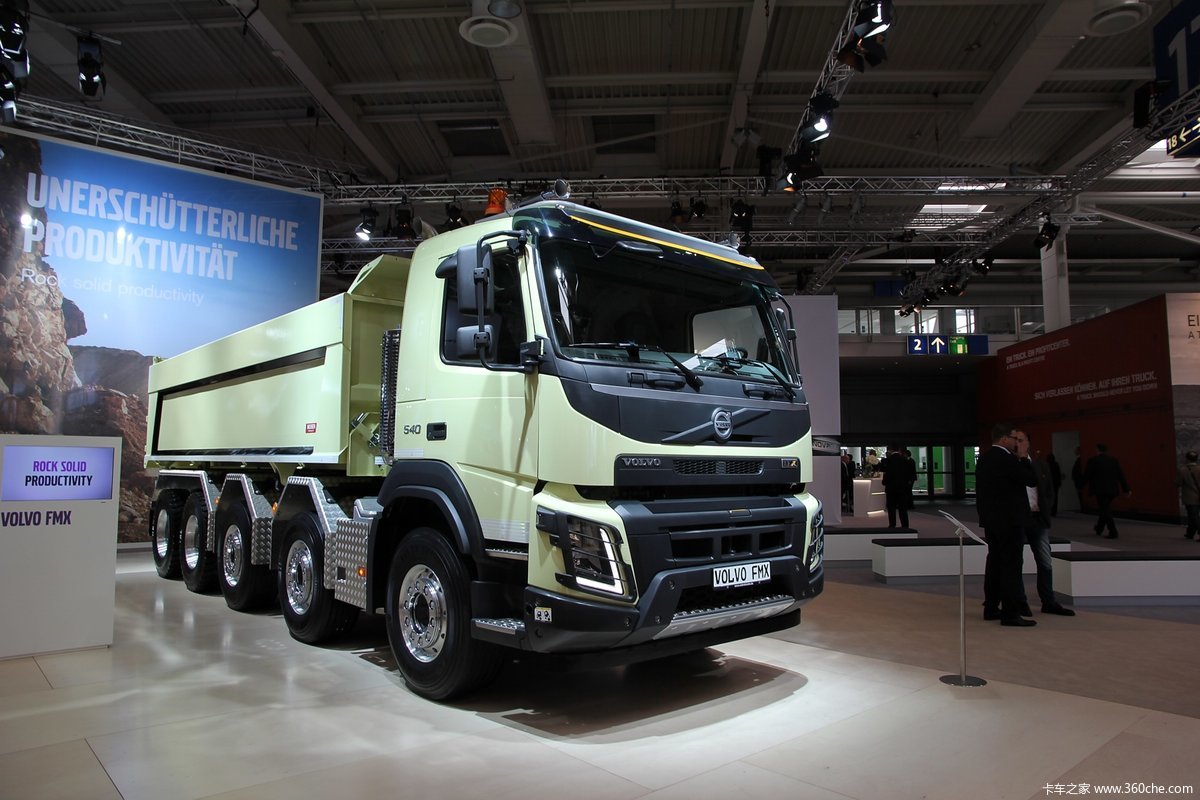 汉诺威车展沃尔沃fmx五轴提升桥自卸车