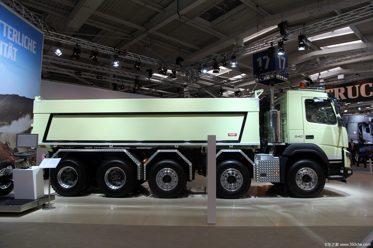 汉诺威车展沃尔沃fmx五轴提升桥自卸车