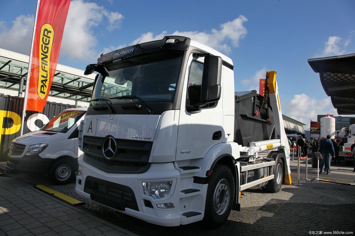 汉诺威车展帕尔菲格palfinger展台