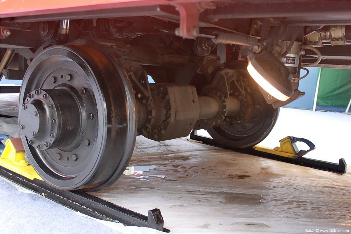 【图】安普曼恩6x4轮轨两用车_卡车之家