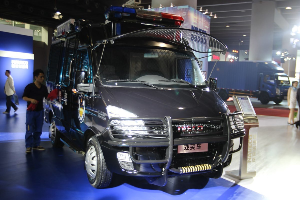 南京依维柯处突车