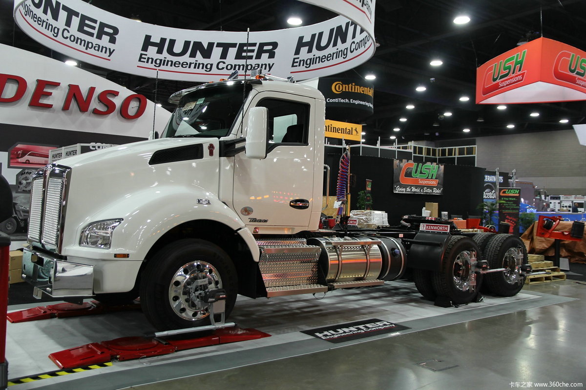 美国中部卡车展探班展台扫描