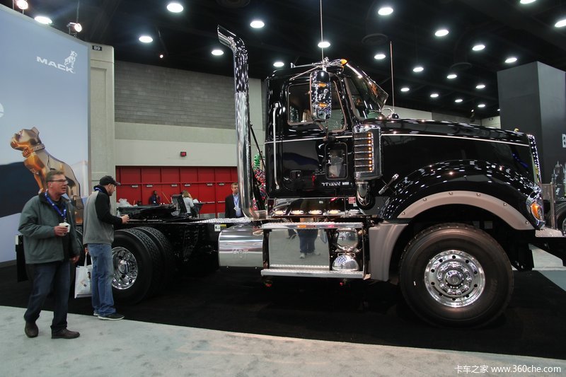 mats迈克titantractor牵引车