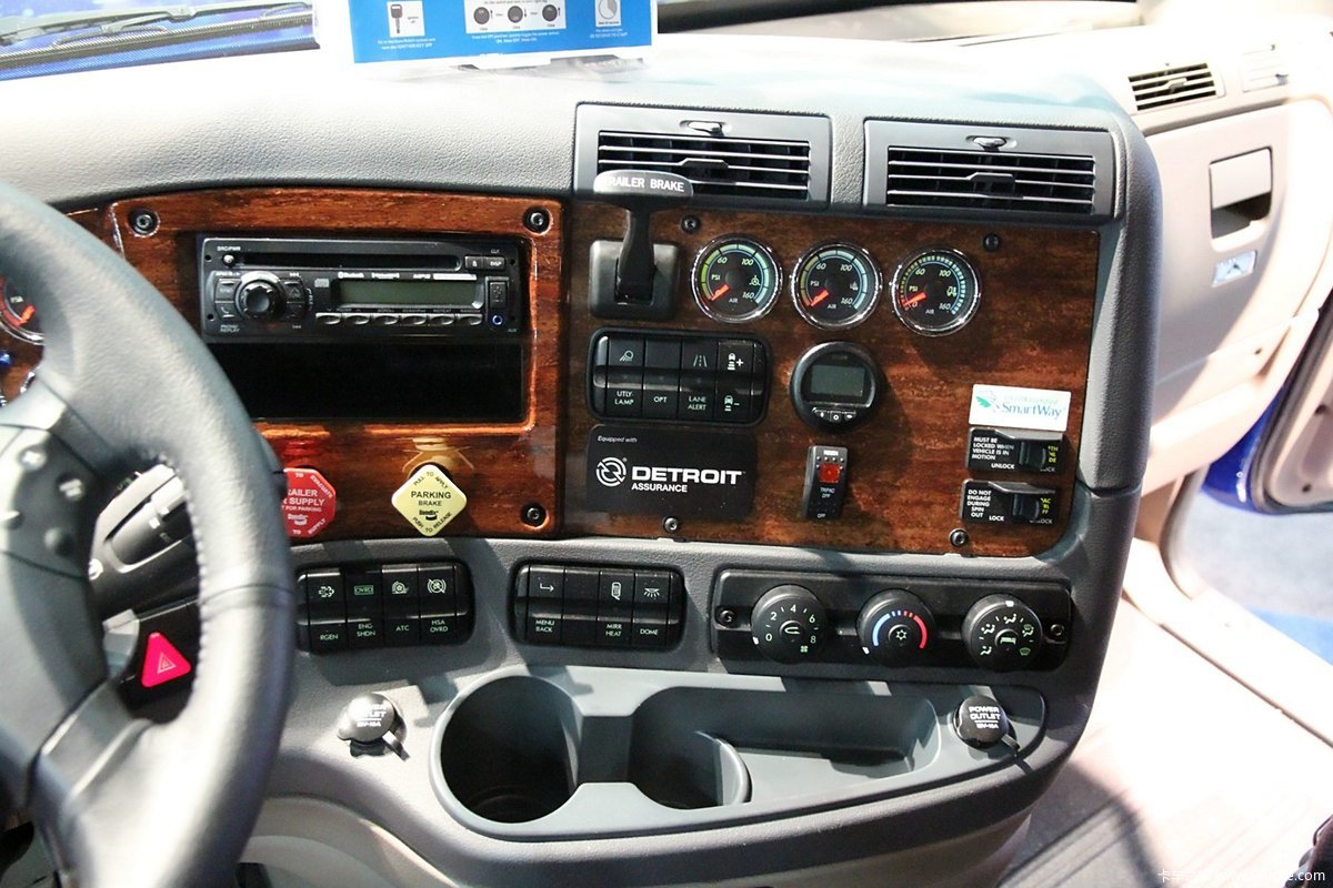 mats:福莱纳cascadia evolution 中顶