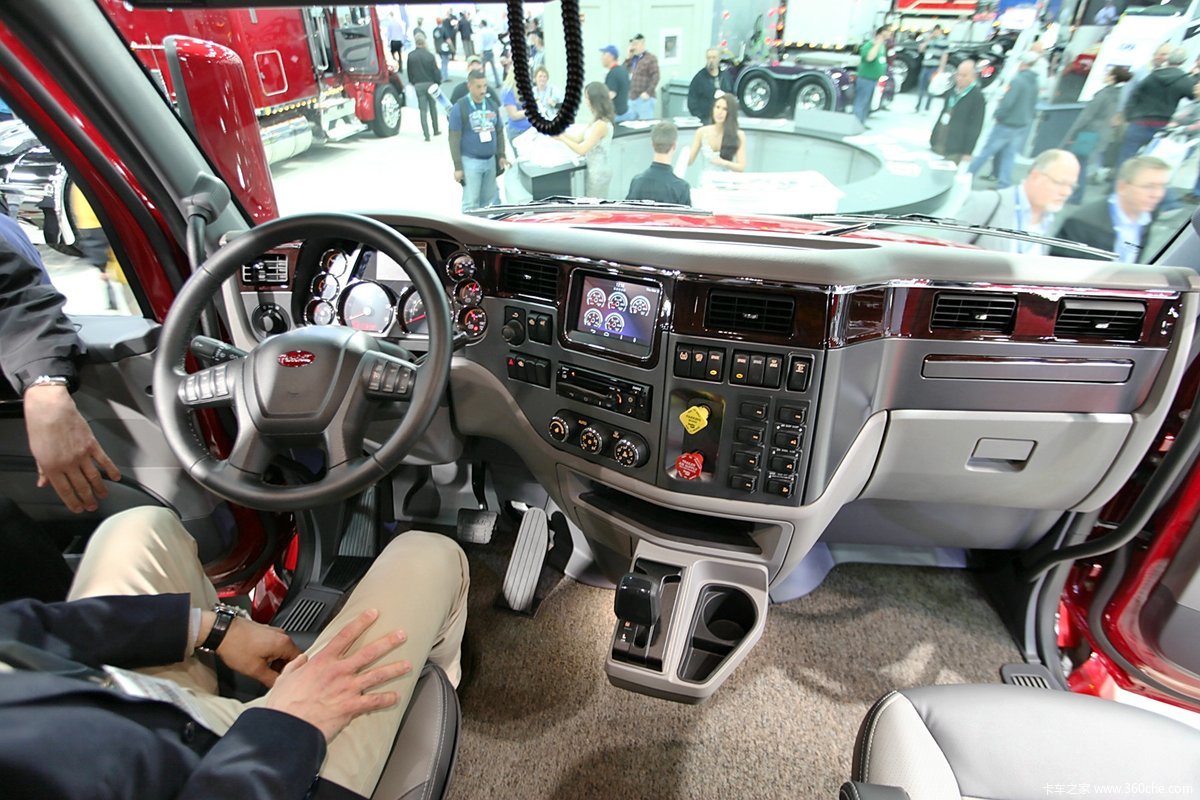 mats:彼得比尔特579牵引车