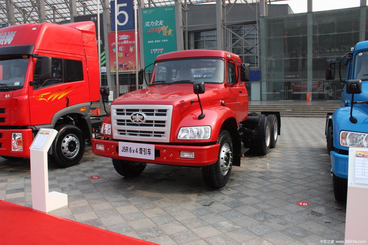 解放j5r6x4牵引车