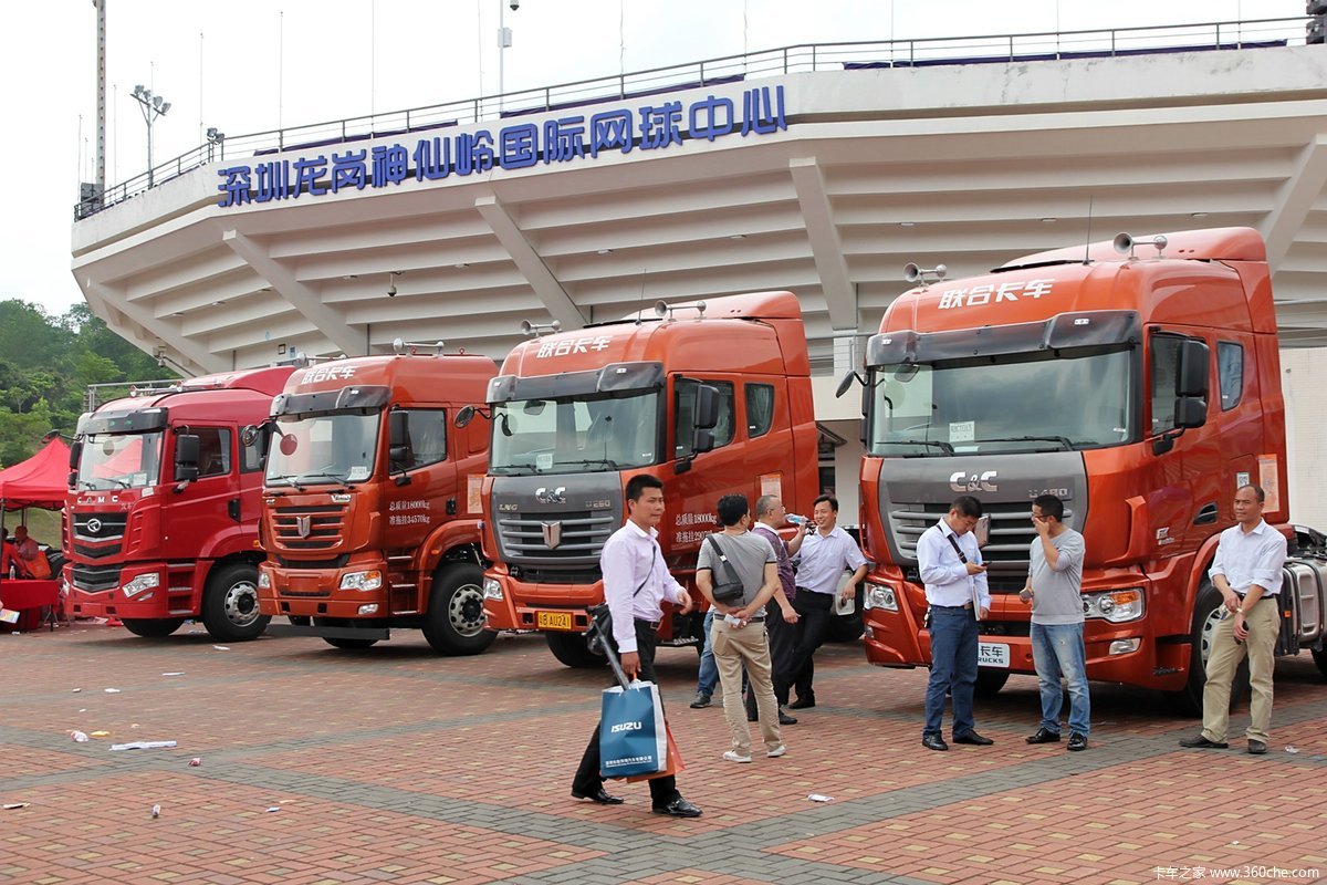 【圖】2015深圳集裝箱物流設備展_卡車之家