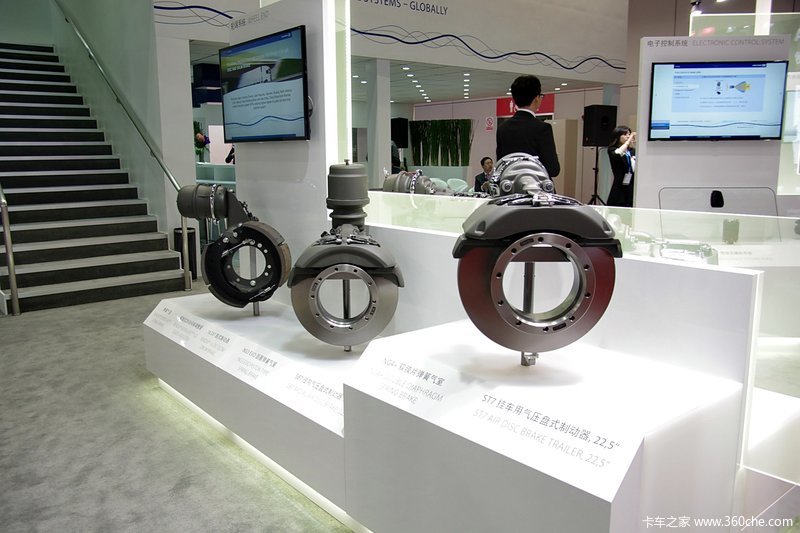 2015上海车展克诺尔展台