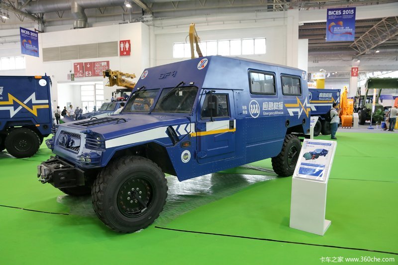 猛士4x4抢险突击车