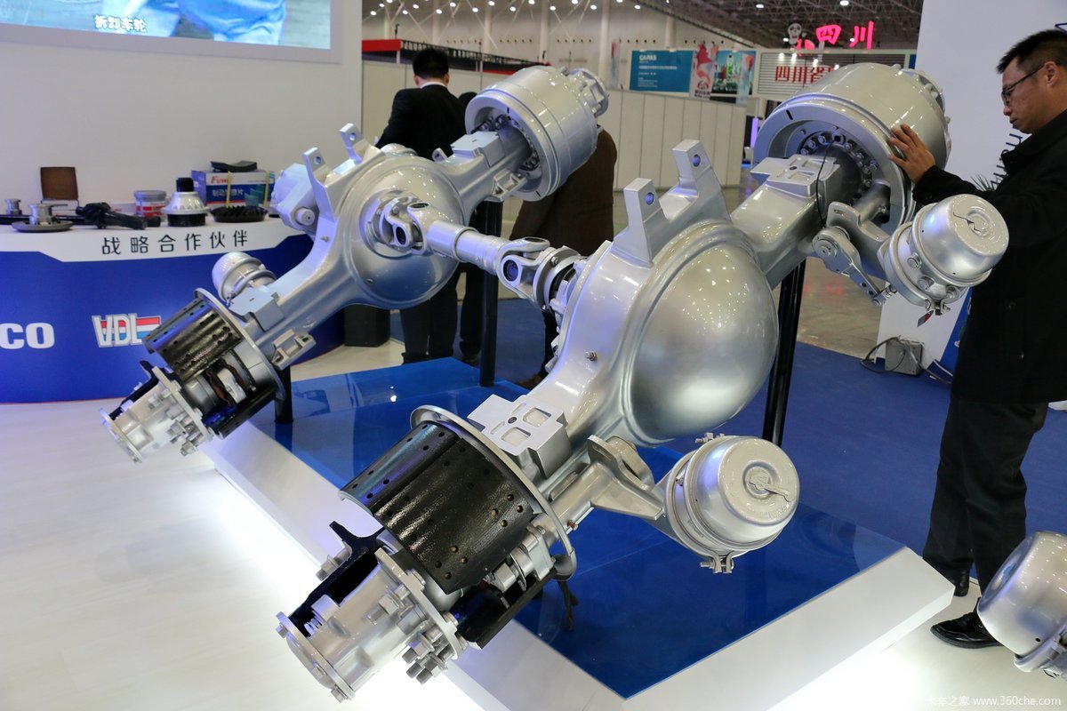 > 2015年车展与活动 > 2015武汉国际商用车展 > 2015武汉车展富华展台