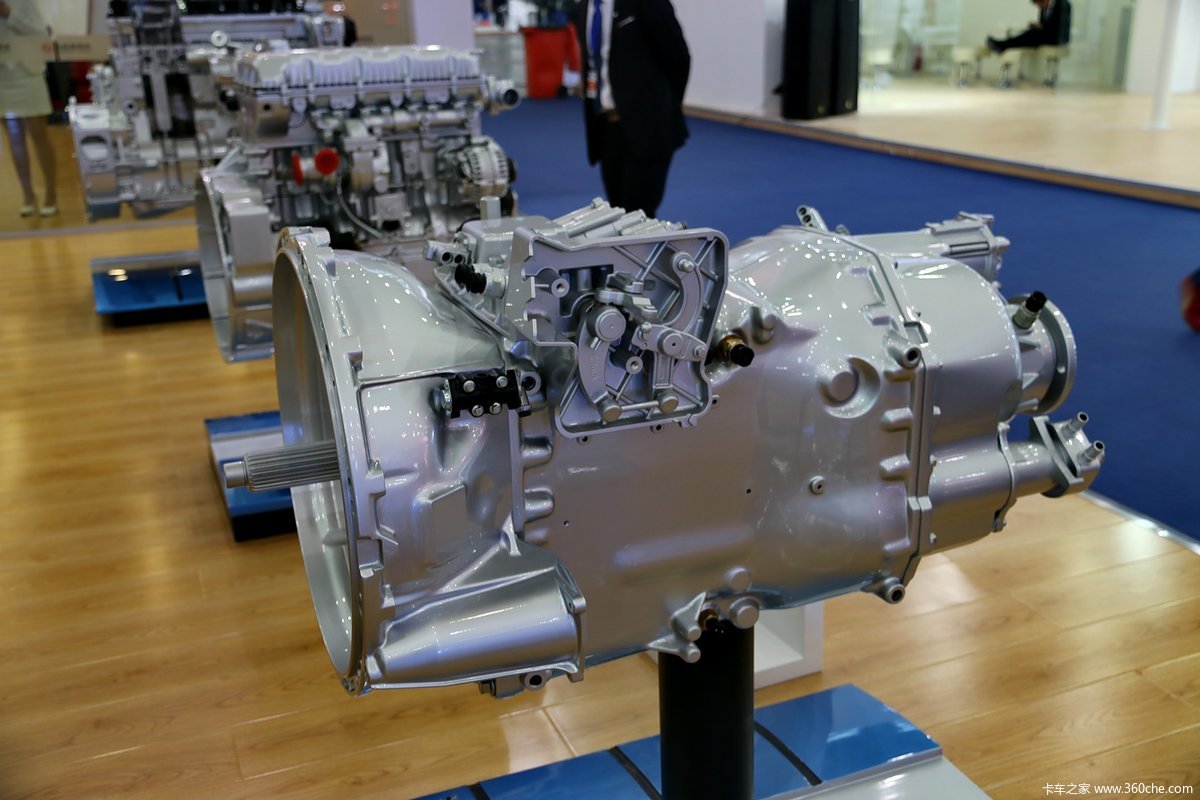 东风dt1422变速箱