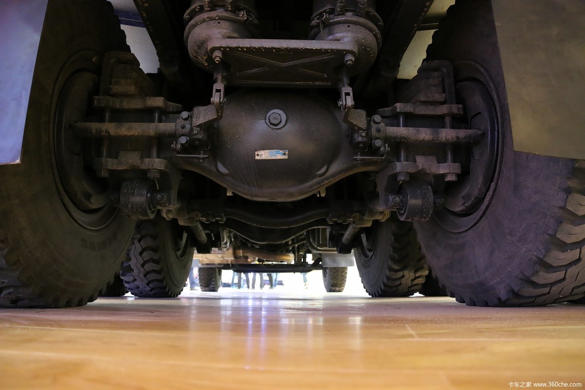 【图】东风天龙kc 350马力 6x4 自卸车_卡车之家