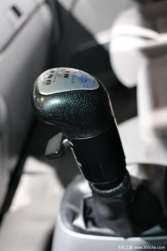 江淮格尔发k6 190马力 4x2 载货车