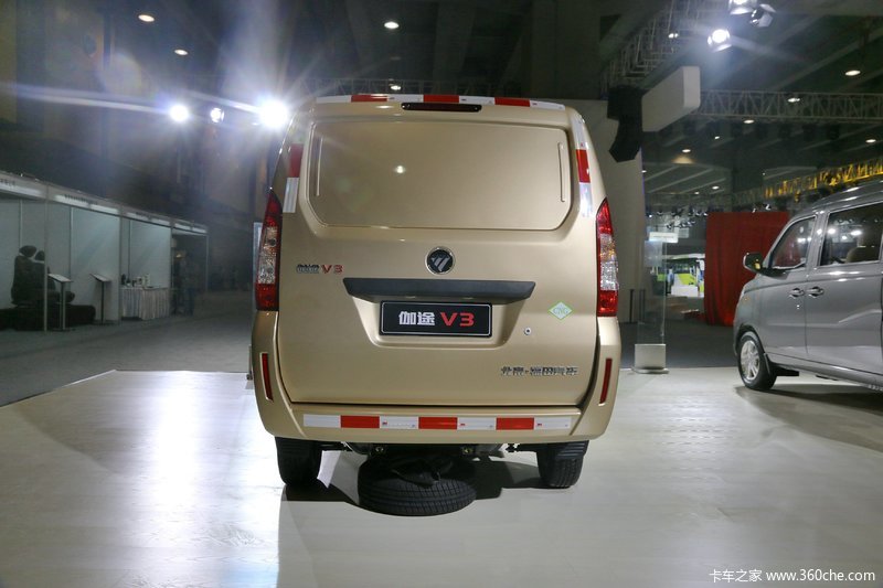 > 2016福田超级卡车展伽途展台 > 伽途v3微面两用厢式车 6/47