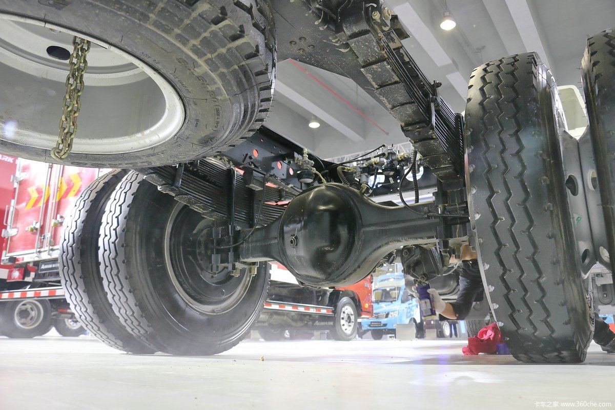 福田欧马可 载货车底盘