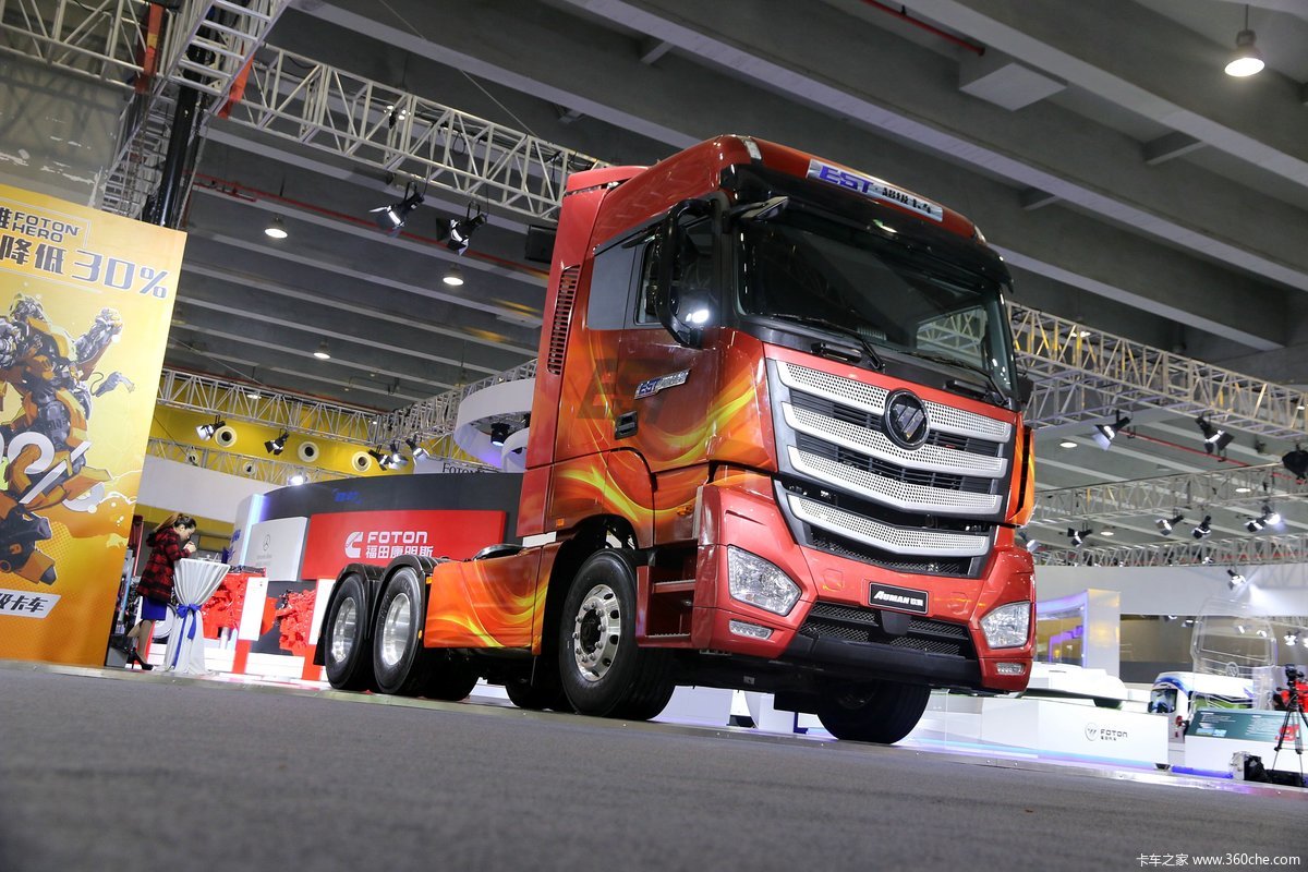 福田欧曼est6x4牵引车