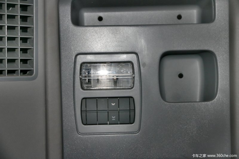 福田欧曼 gtl9系 8x4 重载版自卸车