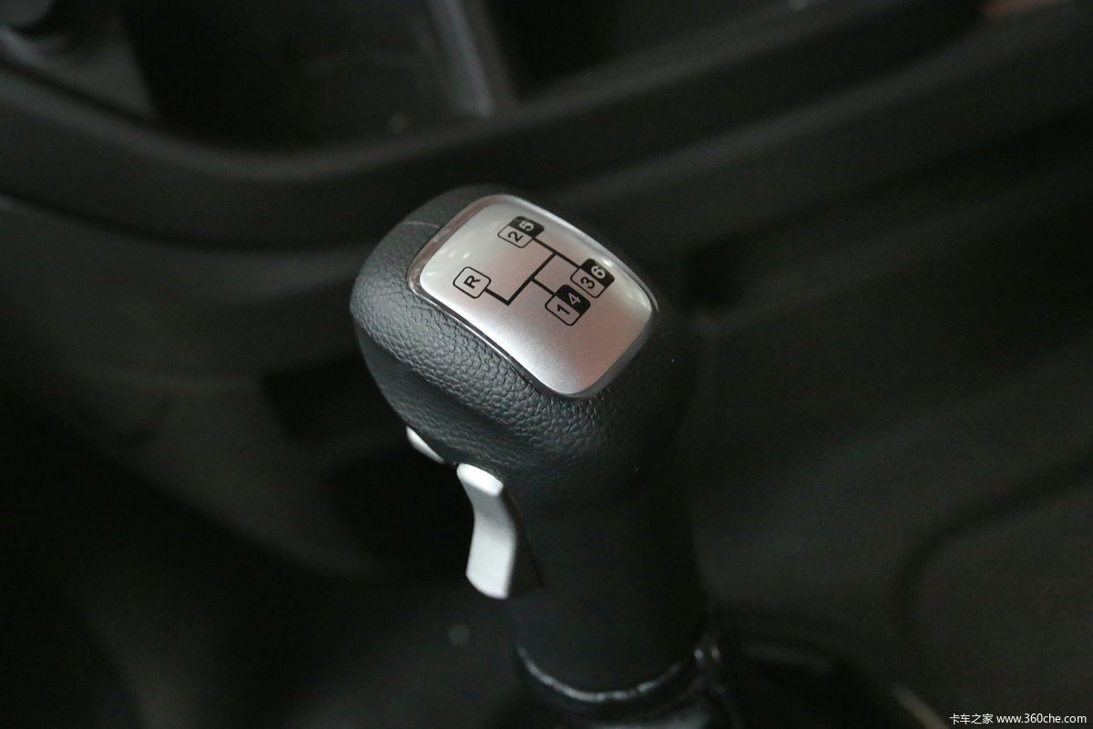 2016四川现代年会 四川现代 创虎 创虎360马力 渣土车文章频道: 产品