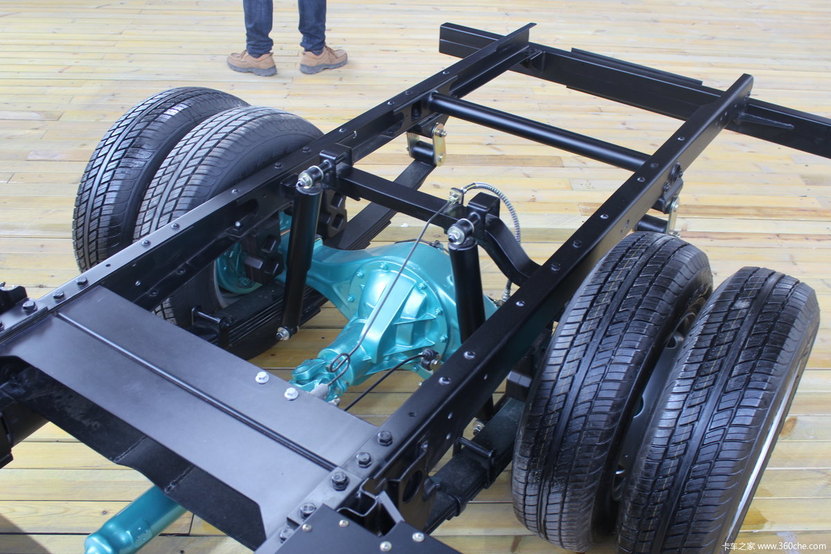 江淮帅铃i3 4x2 纯电动 轻卡底盘