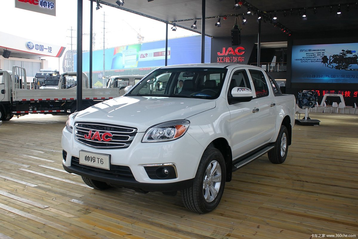 江淮帅铃t6 4x4 双排栏板皮卡