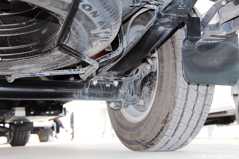 上汽大通v80长轴中顶商杰版