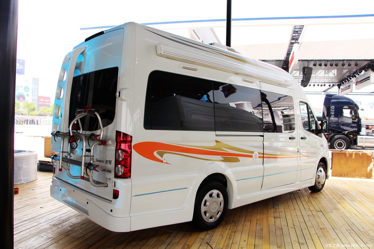 江淮星锐法瑞德房车