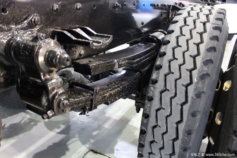 解放龙v 180马力 4x2国五载货车底盘