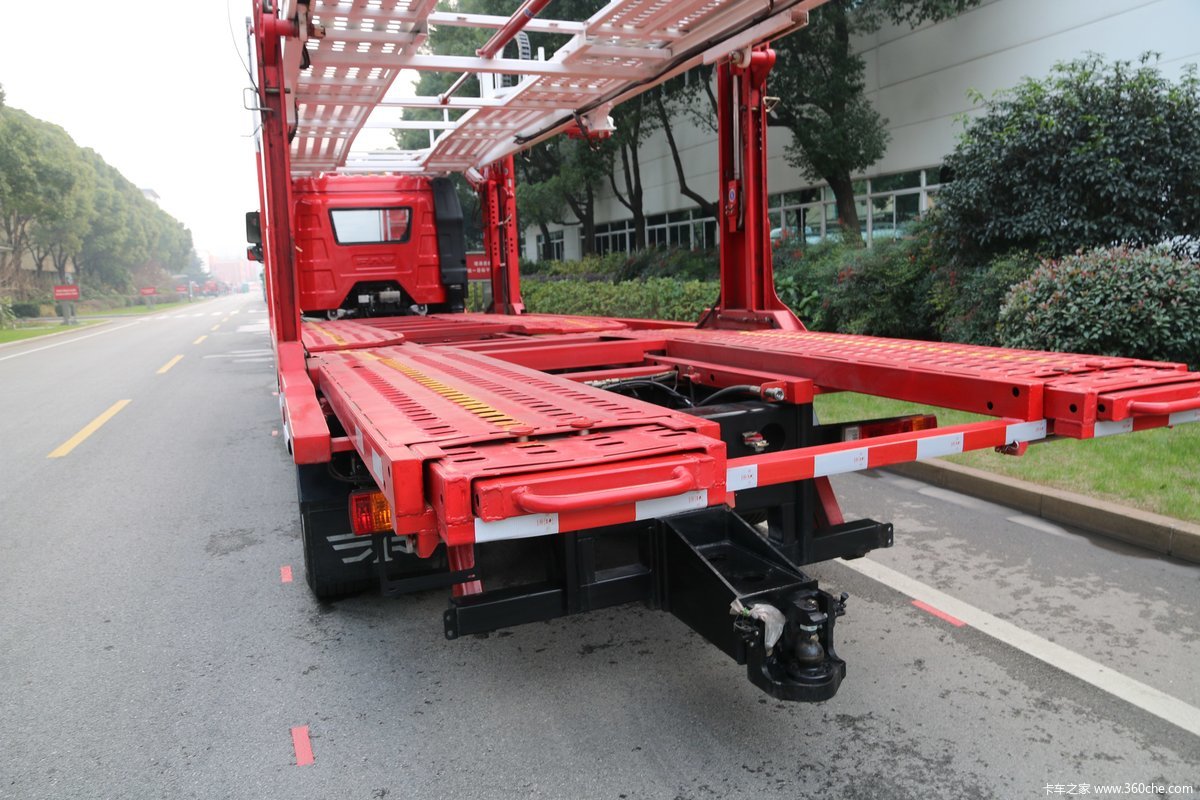 一汽解放 j6l 320马力 6x2 中置轴轿运车