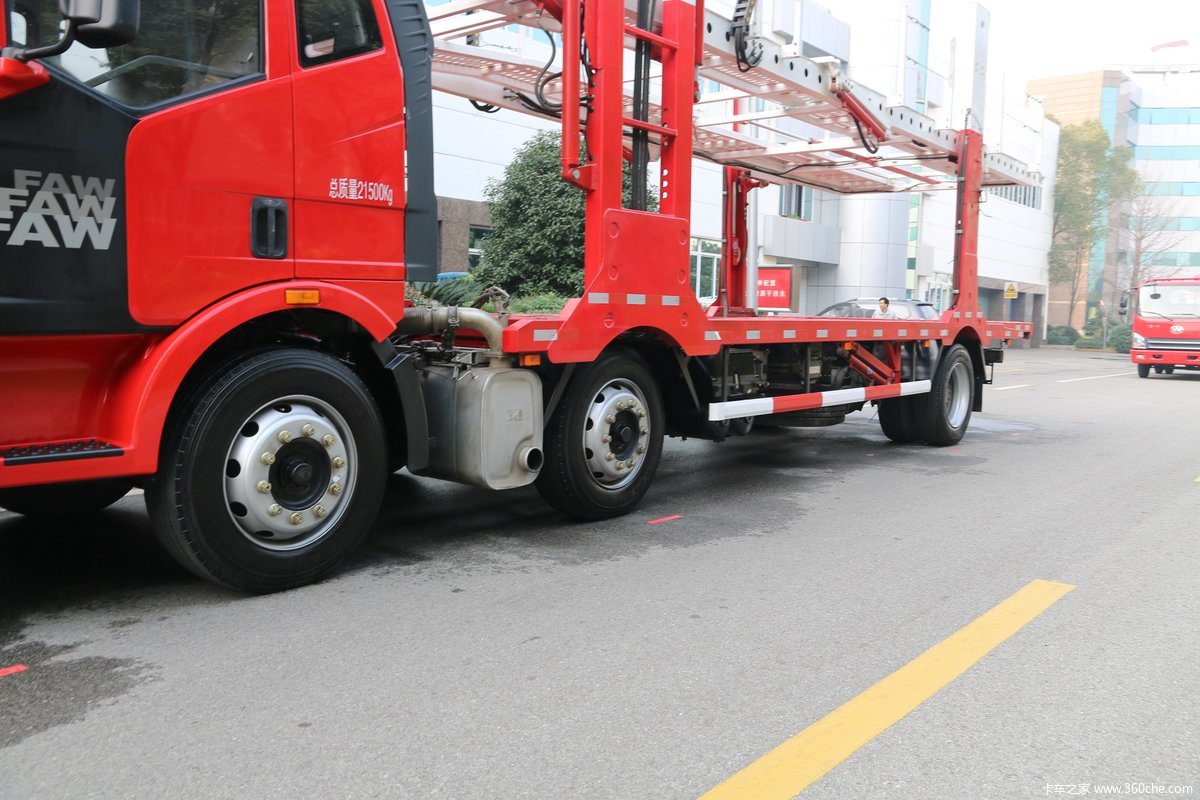 一汽解放j6l320马力6x2中置轴轿运车