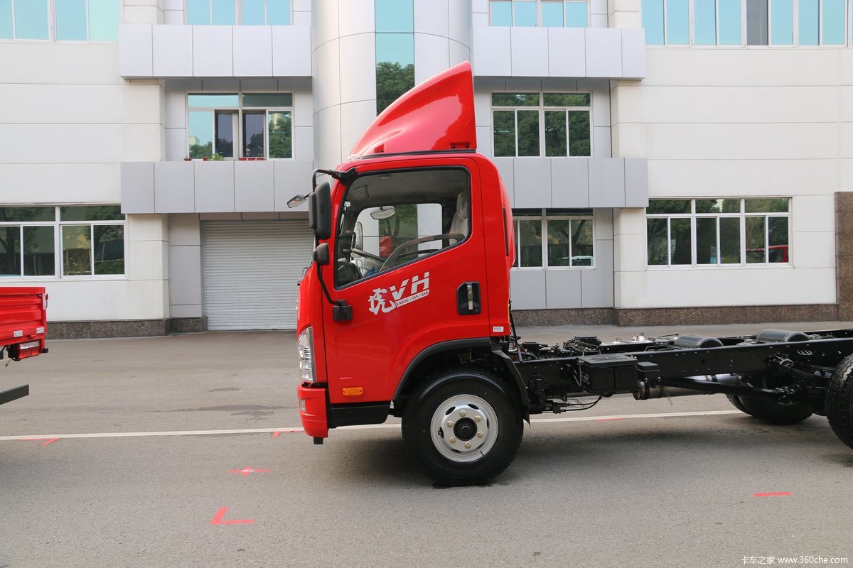 解放虎vh重载版141马力42米单排栏板轻卡