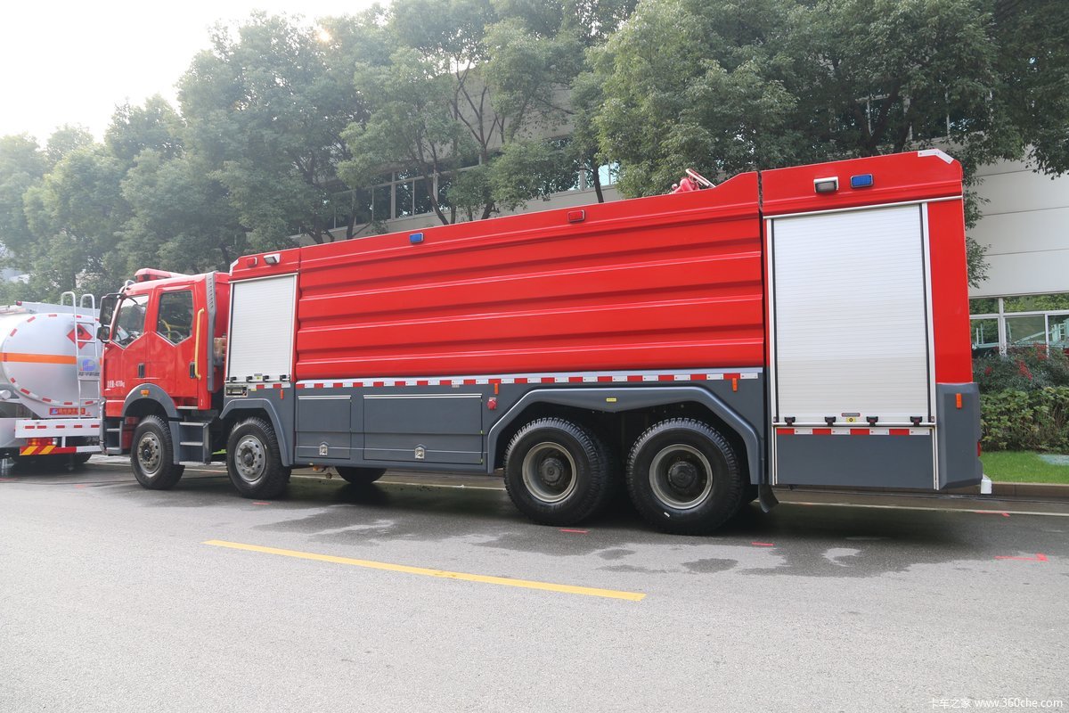 一汽解放j6p泡沫消防车