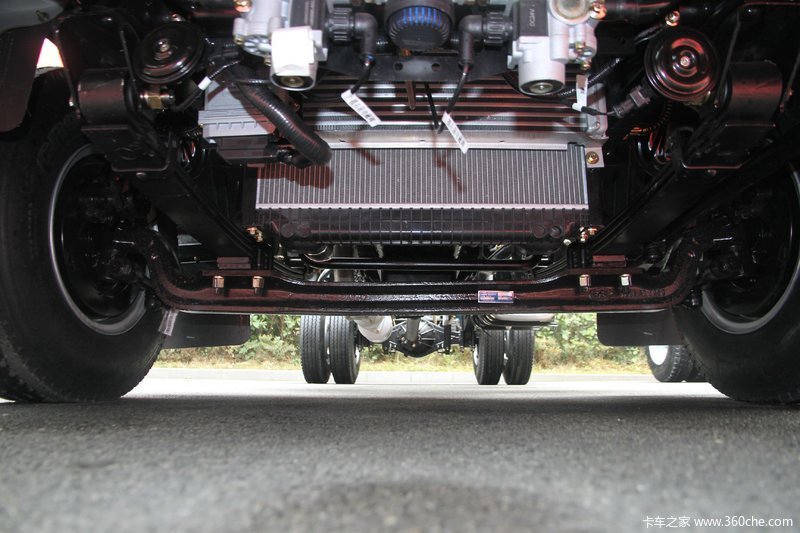 大运奥普力4x2轻卡底盘新款