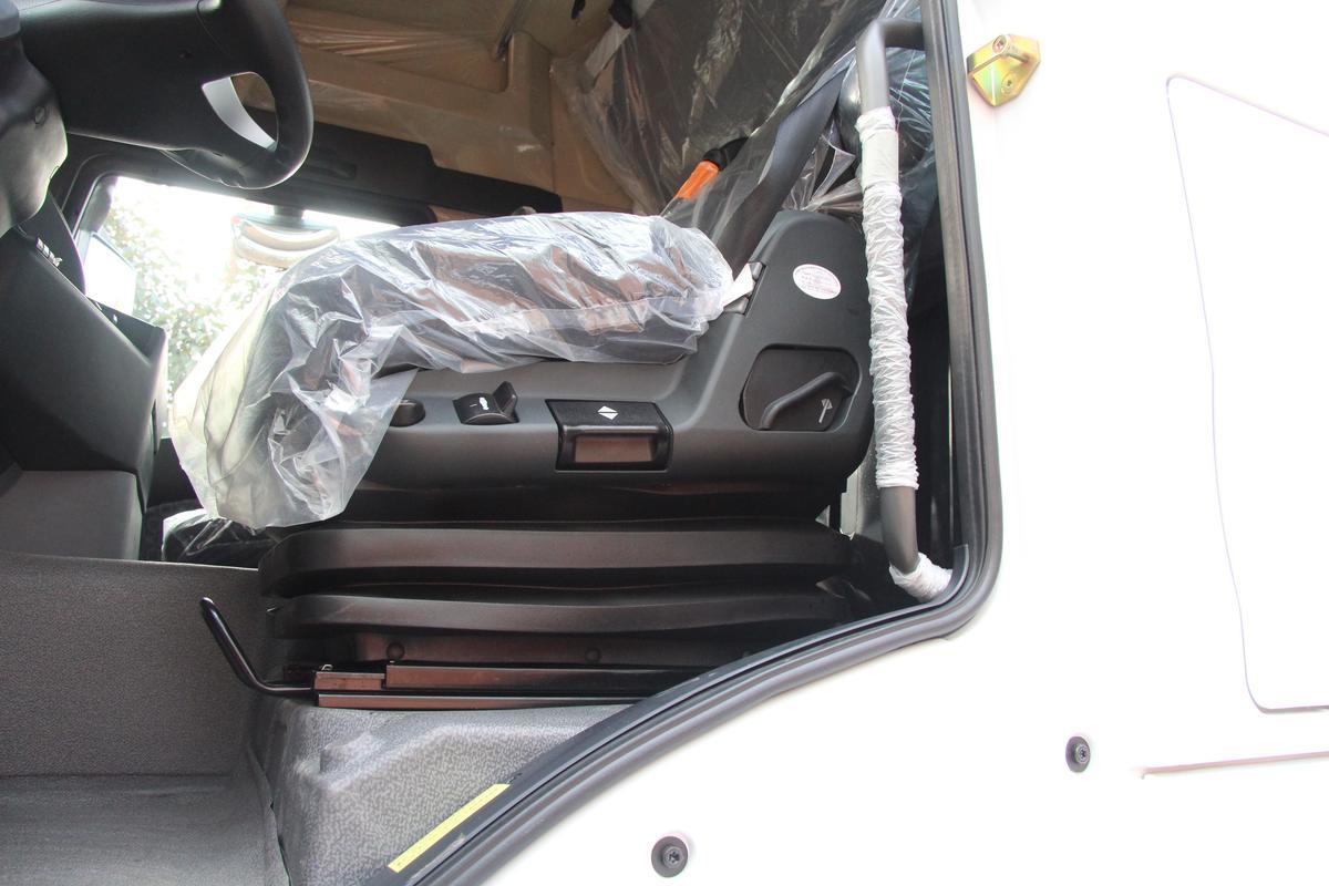 【图】汕德卡 C7H 400马力 4X2快递牵引车_卡车之家