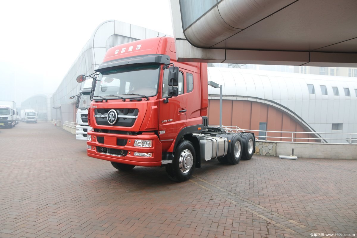 斯太尔 d7b 380马力 6×4牵引车