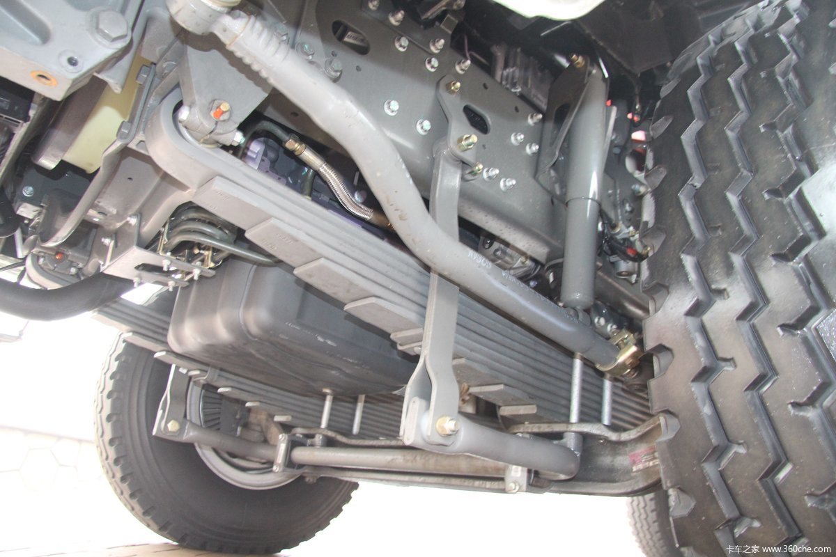 汕德卡c6g380马力6x4自卸车