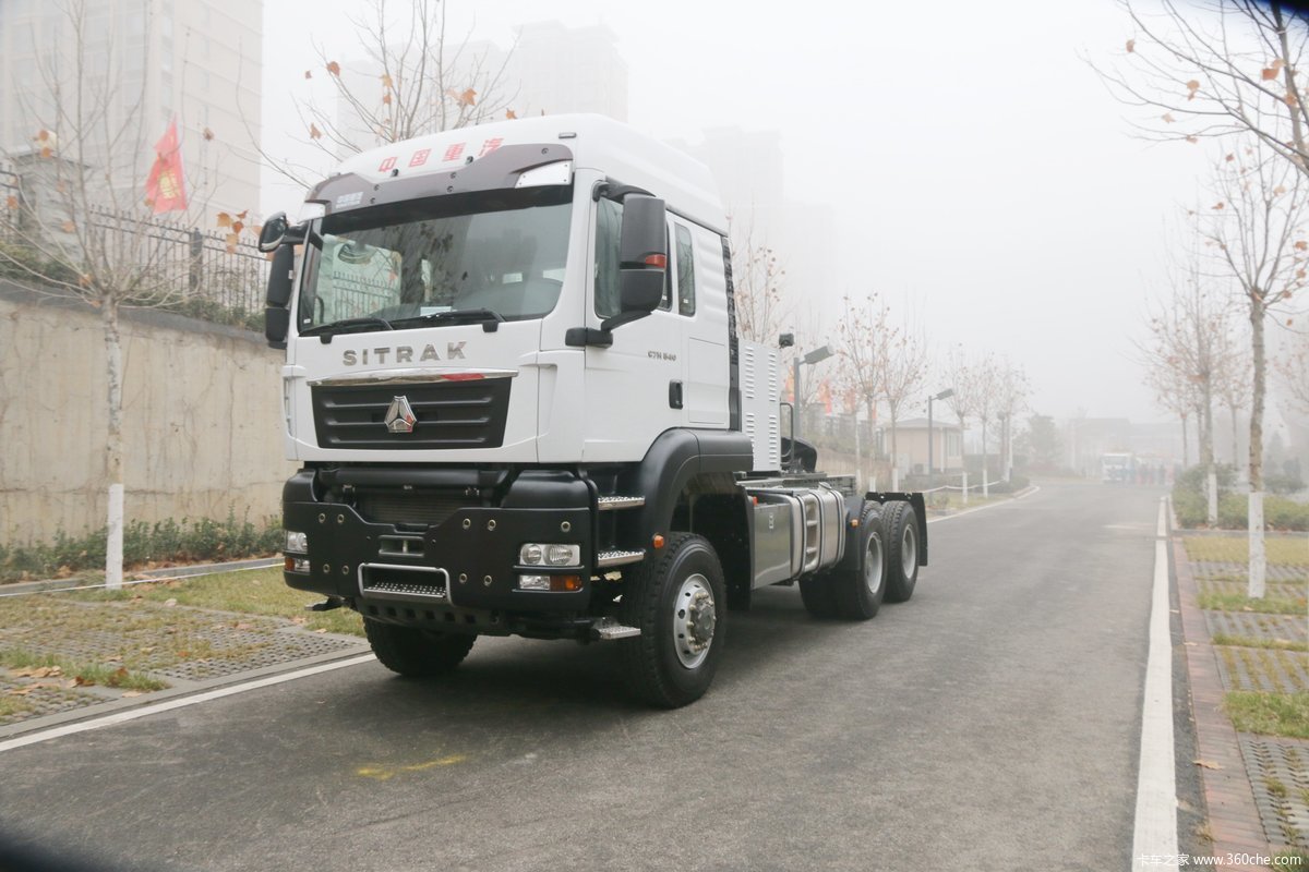 汕德卡c7h540馬力6x6大件牽引車