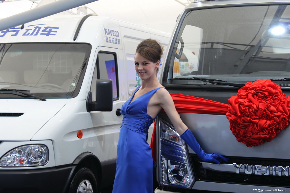 上海车展卡车美女车模