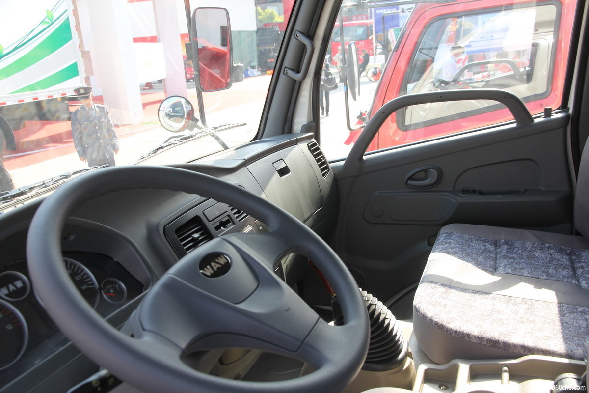 五征奥驰1800系列轻卡