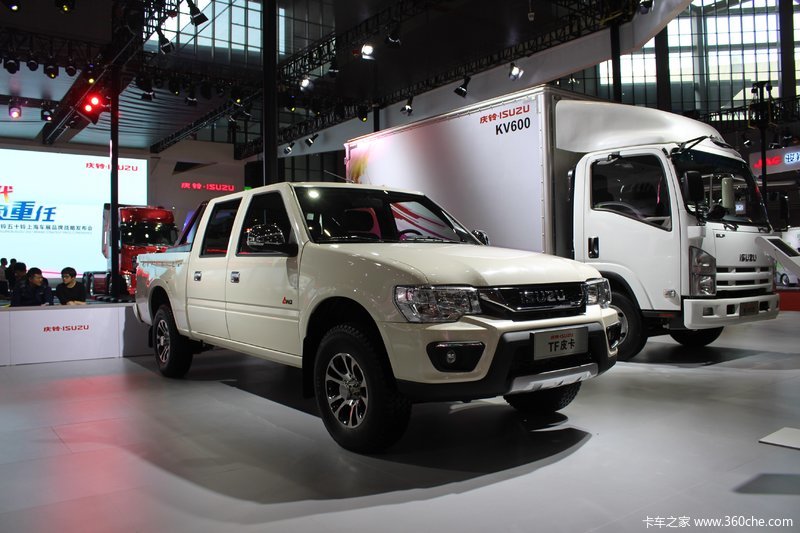 庆铃t17双排四驱皮卡