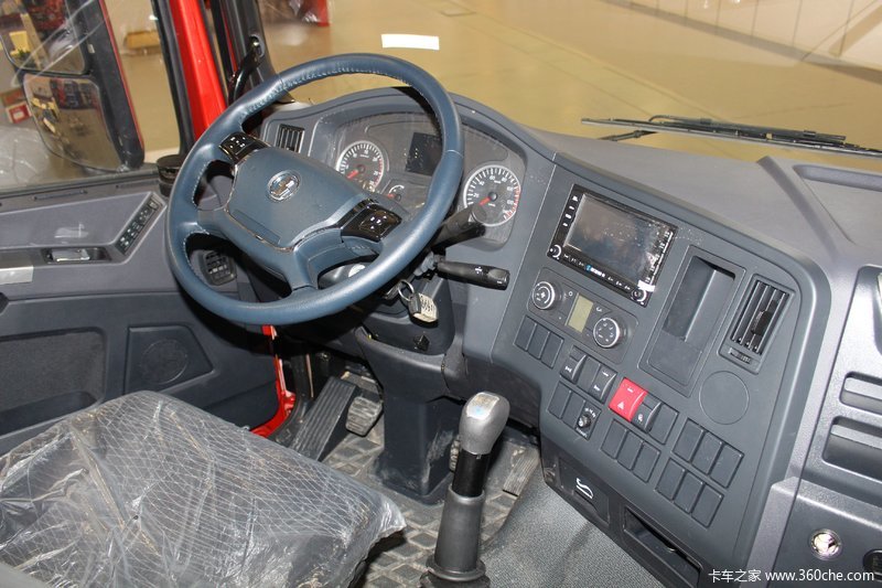 德龙x3000270马力6x2载货车