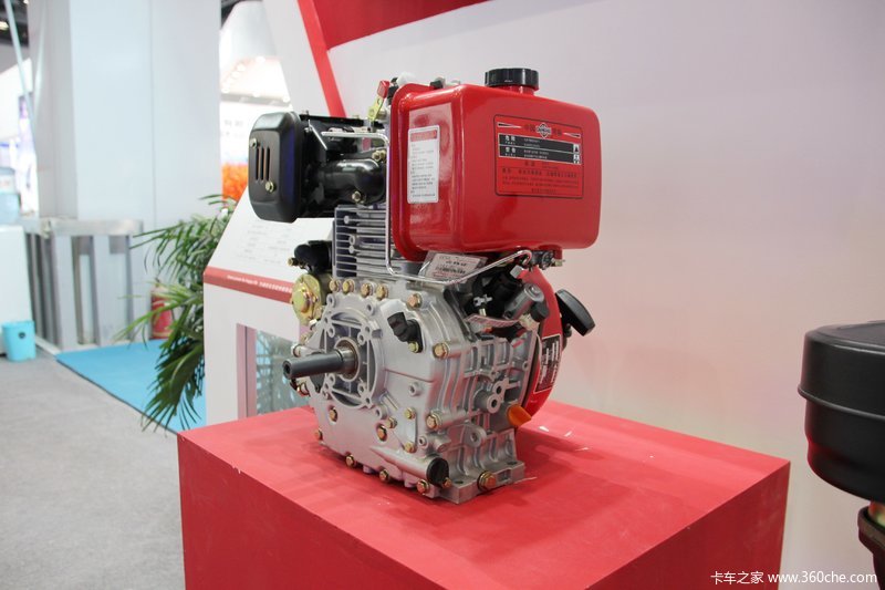 > 2017中国国际内燃机及零部件展览会 > 常柴发动机 > 192fa风冷柴油