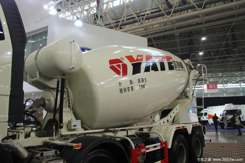 一汽解放j6l轻量化版320马力8x4混凝土搅拌车