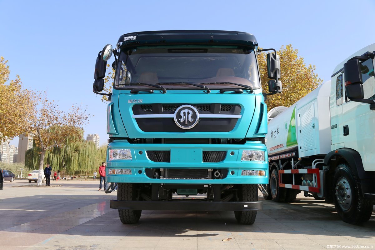 重汽斯太尔d7b380马力6x4渣土自卸车