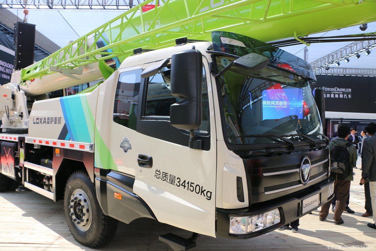 福田雷萨重机汽车起重机