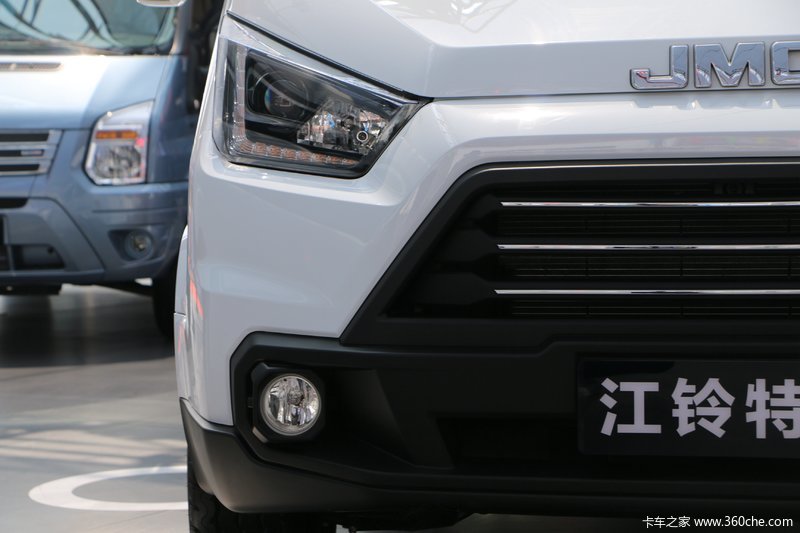 福特江铃 特顺 短轴 中顶商务型