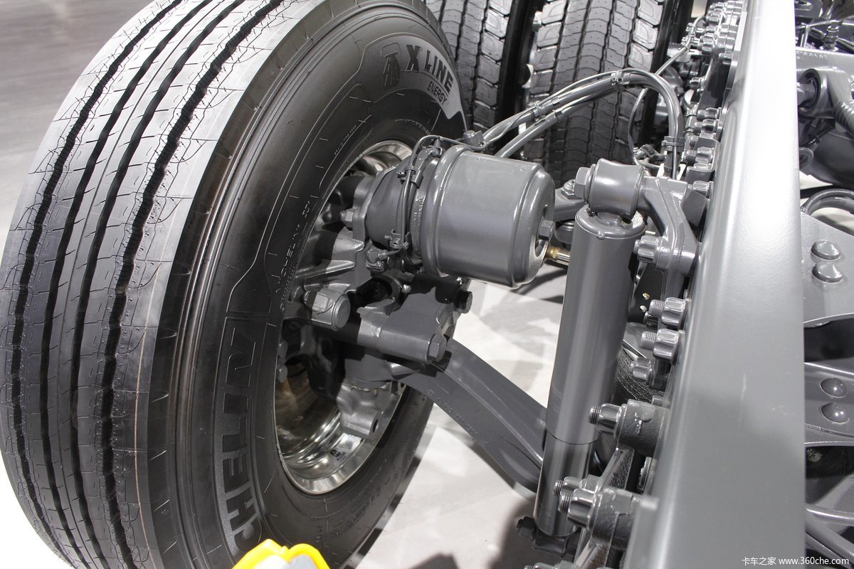 【图】奔驰 econic sd 300马力 4x2载货车底盘_卡车之家