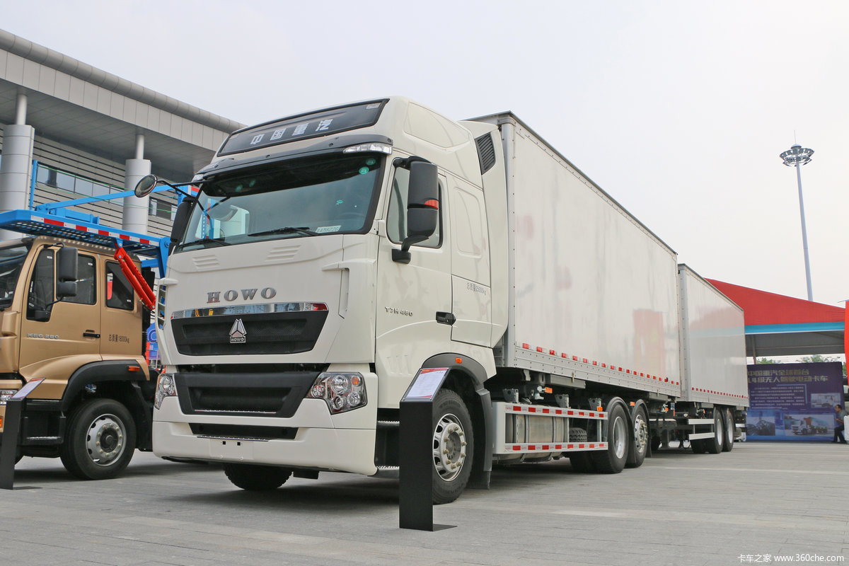 howot7h480马力6x4中置车厢可卸式载货车