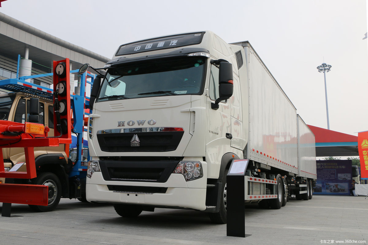 howot7h480马力6x4中置车厢可卸式载货车