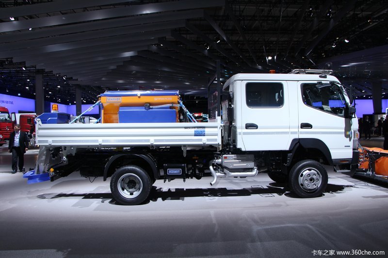 【圖】三菱 扶桑fuso canter 6c18d 4x4工具車_卡車之家